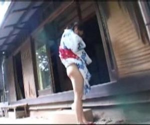 Kimono Girl Gets Serve Spanking Punishment - 6 min