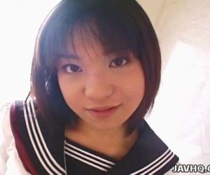 सुंदर जापानी छात्रा सहारा बिना सेंसर किया - 7 मिन